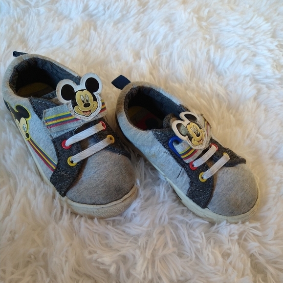 Mickey Mouse Toddler Boys Size 7 Shoes - Picture 5 of 5